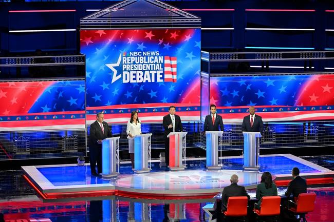 Chris Christie, Nikki Haley, Ron DeSantis, entrepreneur Vivek Ramaswamy, and Tim Scott are on stage for the Republican presidential debate in Florida