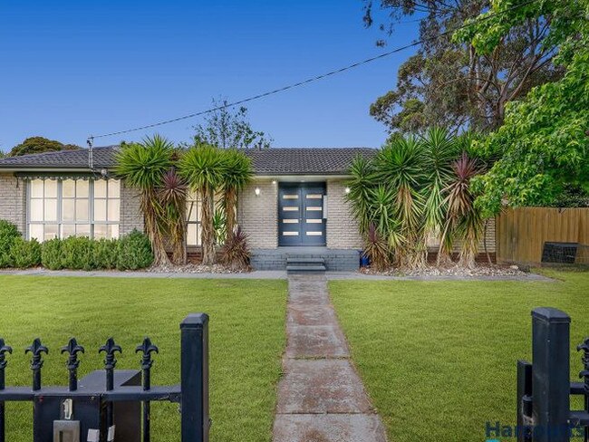 1 Lancing Court, Wheelers Hill - for Herald Sun realestate