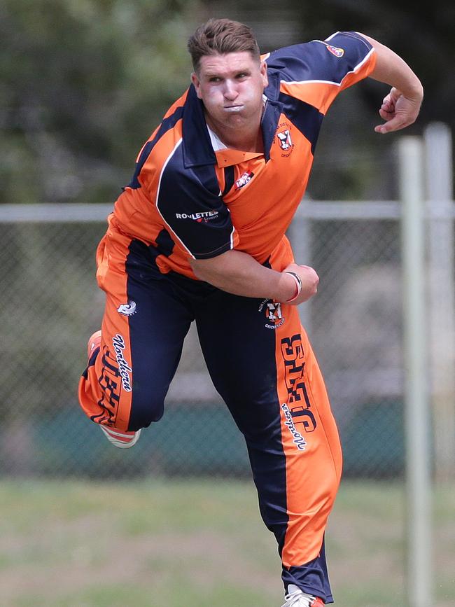 Mark Cosgrove bowling for the Jets.