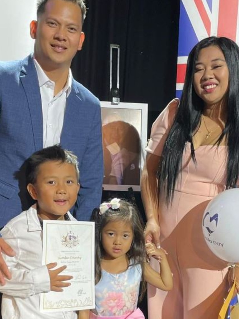 New Australian Citizens at the Australia Day Award winners 2023 in the Central Highlands Regional area. Image taken from the Central Highlands Regional Council Facebook page.