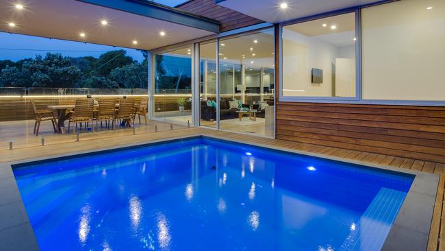 Blue Water Retreat Blairgowrie House in Victoria. Picture: Stayz.