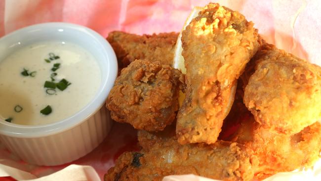 Easy Street Diner is an American style restaurant at Mermaid Beach. Southern Fried Chicken with Ranch dressing. Picture Glenn Hampson