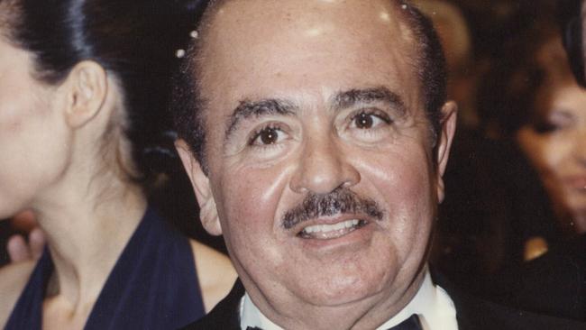 Adnan Khashoggi Billionaire Saudi Arabians ‘pleasure Wife Jill Dodd Opens Up In New Book 