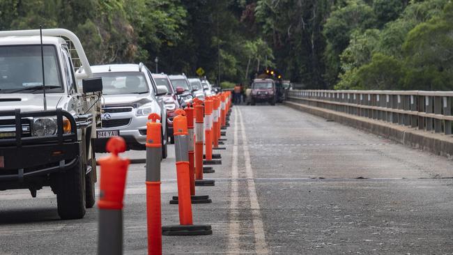 QLD_CP_NEWS_BRIDGE_26OCT21(2)