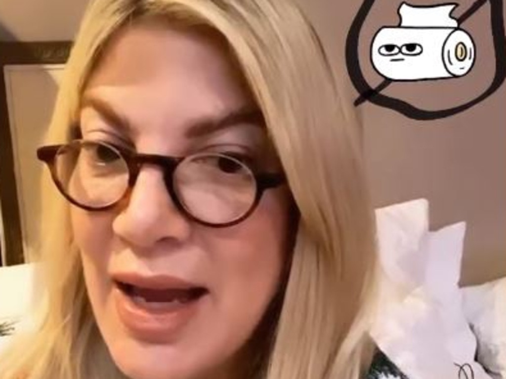 Tori Spelling complained about not being able to find any toilet paper in the midst of the coronavirus crisis.