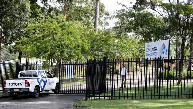 Contract Cleaners arrive at Kincumber high Wednesday, April 1. A case of COVID-19 has been confirmed at Kincumber High School yesterday. (AAP Image/Sue Graham)