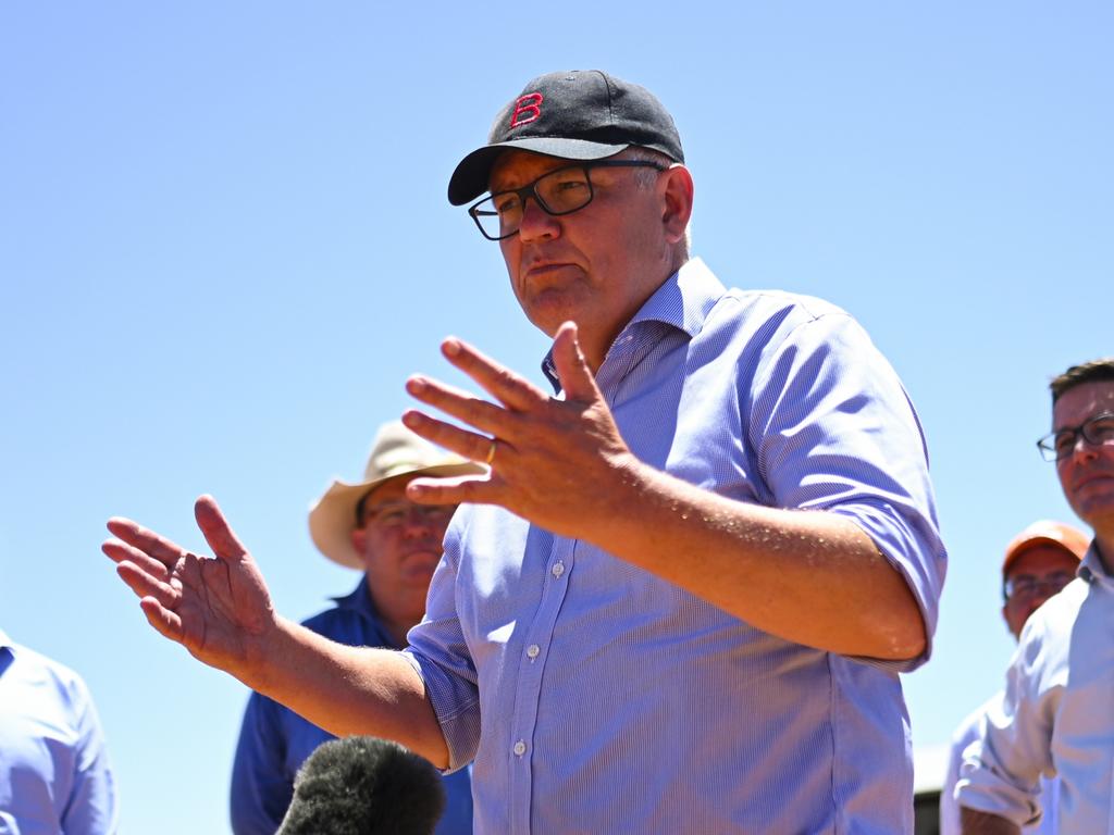 Australian Prime Minister Scott Morrison is on a four-day tour of regional Queensland. (AAP Image/Lukas Coch/POOL)