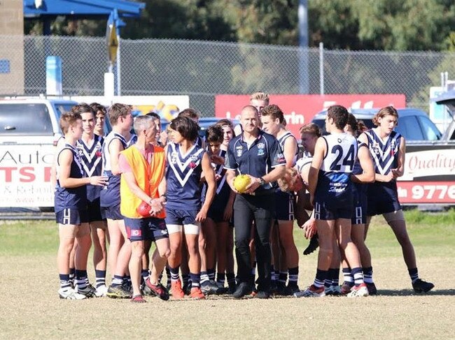 Darren Murr coaching the MPJFL U16 interleague side.