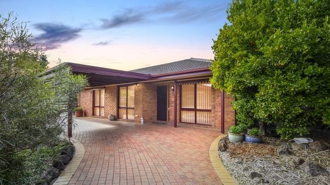 24 Karoonda St, Capel Sound.