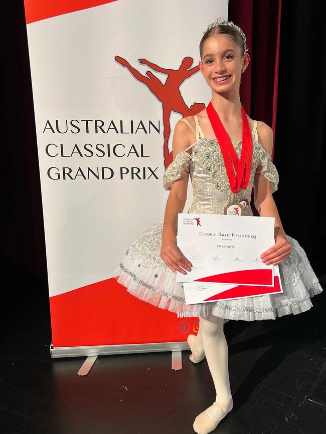 Pia Cincotta with her certificate. Picture: Supplied.