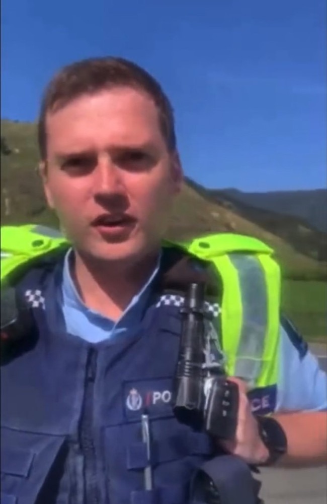 Mark, a New Zealand man, recorded the unusual interaction where he read the officer his ‘rights’ before threatening a $100-a-minute fine if he were to be apprehended. Picture: X