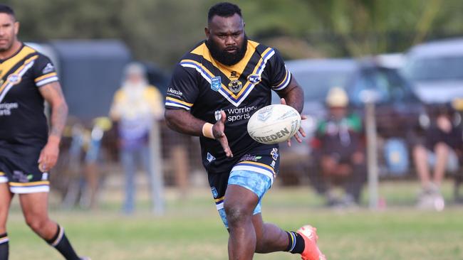 Matori Atunaisa charges onto the ball. Picture: Steve Montgomery/Ourfootyteam