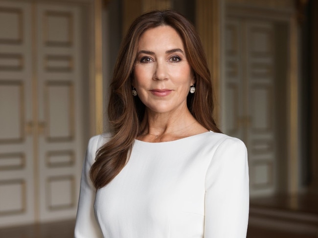 A new official royal portrait of Queen Mary of Denmark