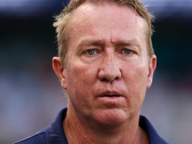 SYDNEY, AUSTRALIA - MARCH 11: Roosters coach Trent Robinson walks on the field during the warm-up before the round two NRL match between the Sydney Roosters and the New Zealand Warriors at Allianz Stadium on March 11, 2023 in Sydney, Australia. (Photo by Mark Kolbe/Getty Images)