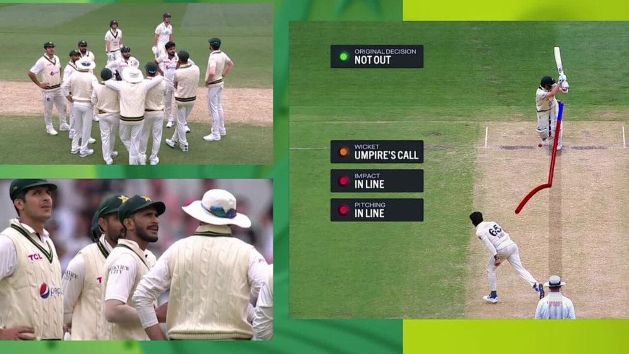 Steve Smith survives a review thanks to umpire’s call.