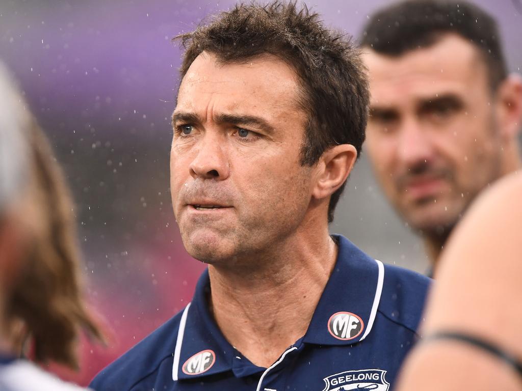 PERTH, AUSTRALIA - AUGUST 03: Chris Scott, Senior Coach of the Cats coach addresses the team at three quarter time break during the 2019 AFL round 20 match between the Fremantle Dockers and the Geelong Cats at Optus Stadium on August 03, 2019 in Perth, Australia. (Photo by Daniel Carson/AFL Photos via Getty Images)