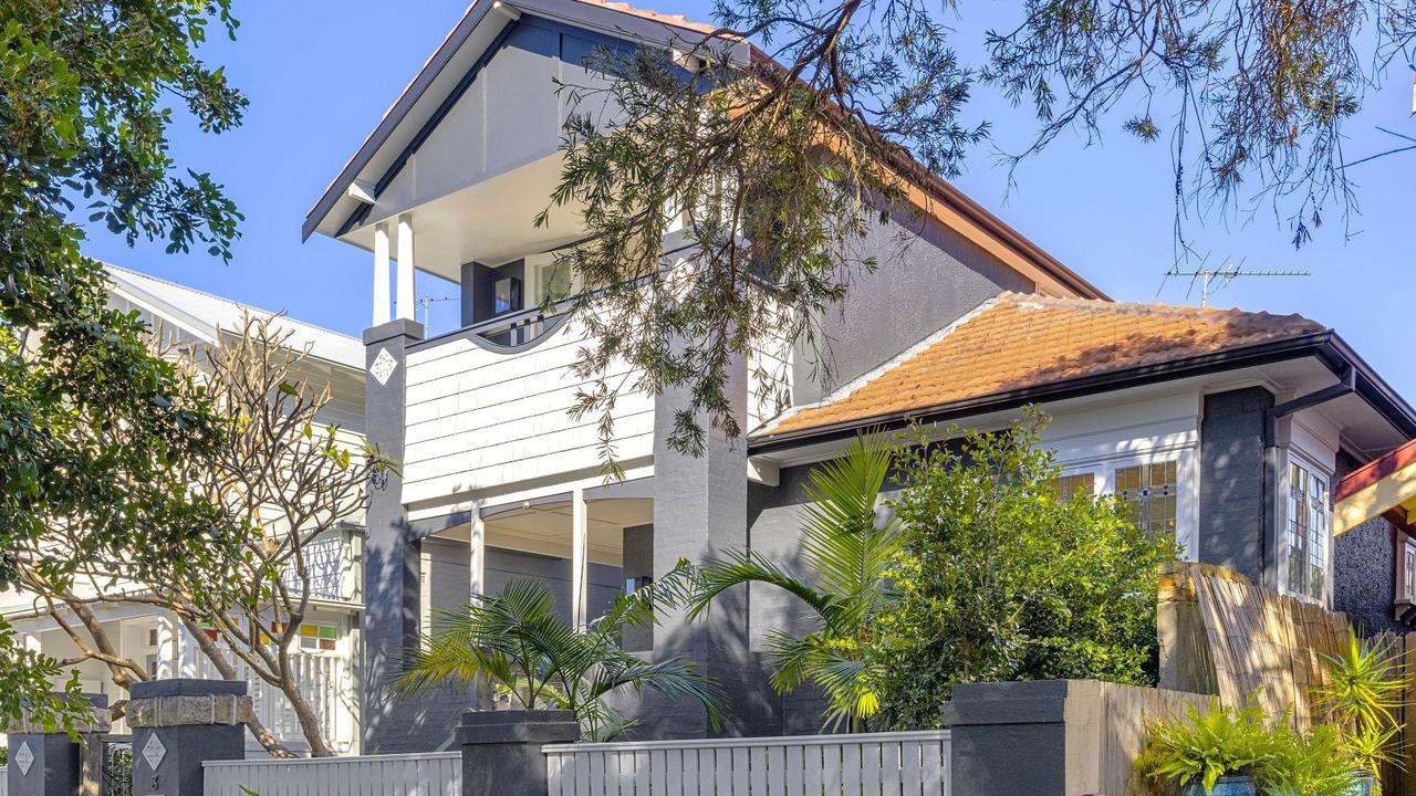 3 Edwin Street Fairlight sold for $2.32m in 2019 and again in 2021 for $4.6m.