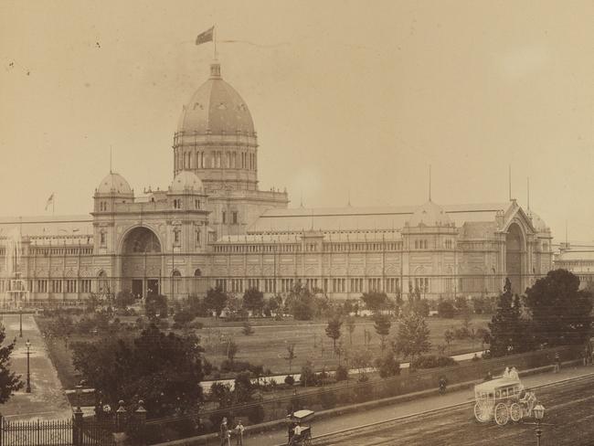 Exhibition Building from corner of Nicholson and Victoria streets, 1880-1881.