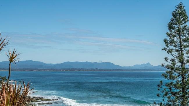 Marine Parade looking west from The Pass.