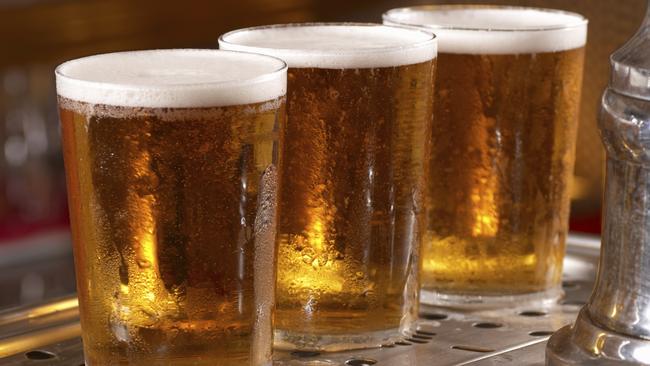 When condensation forms on the side of the beer glasses at the Burketown pub, locals know a Morning Glory cloud could be near.