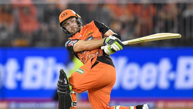 Josh Inglis emerged as one of the most exciting keeper-batsmen in Australia in BBL09.