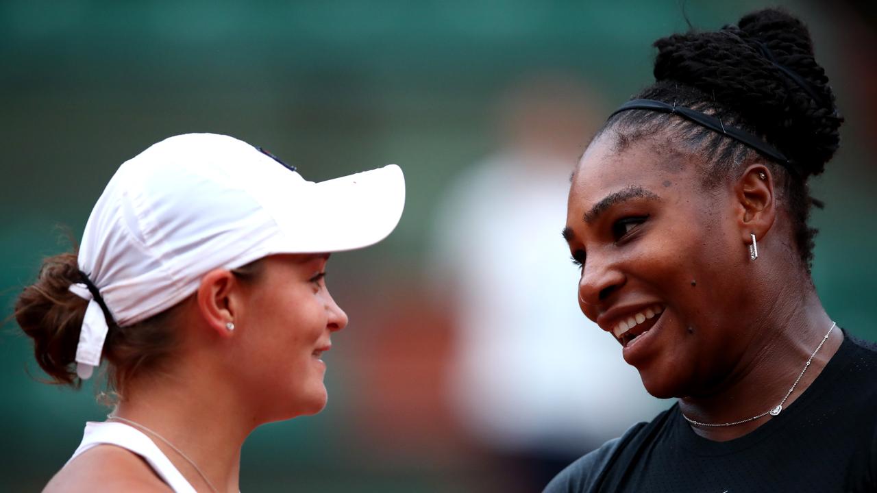 PARIS, FRANCE - MAY 31: Serena Williams of The United States is congratulated on victory by Ashleigh Barty of Ausralia following their ladies singles second round match during day five of the 2018 French Open at Roland Garros on May 31, 2018 in Paris, France. (Photo by Clive Brunskill/Getty Images)