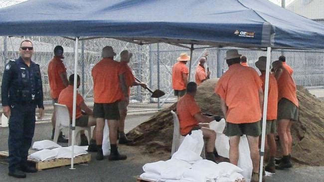 Prisoners at Maryborough Correctional Centre are helping the community prepare for Cyclone Alfred by filling sandbags for residents to use in the event of flooding in the region.