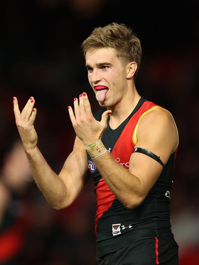 Matt Guelfi flashing the finger nail art. Photo by Robert Cianflone/Getty Images.