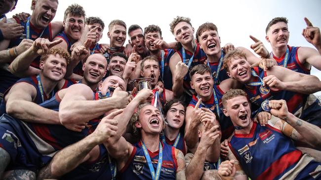Gisborne may not be winning back-to-back titles this year after winning last year's Bendigo league premiership. Picture: SAA Imaging.