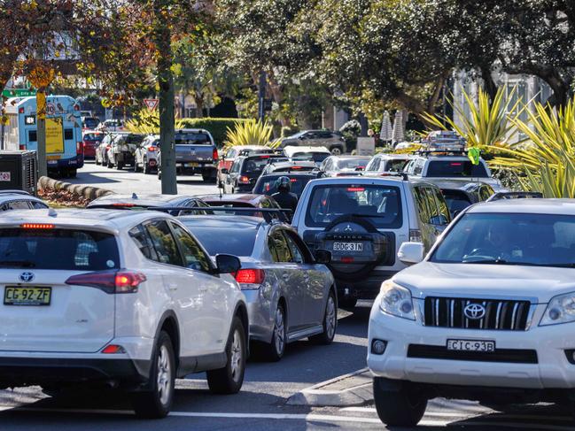 SYDNEY, AUSTRALIA - NewsWire Photos JUNE 25, 2023: Traffic is building around Sydney this morning with the Sydney Harbour Bridge being closed until 10:30 for a FIFA WomenÃs World Cup event. Picture: NCA NewsWire / David Swift