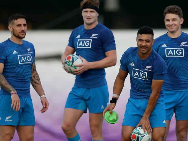 TOKYO, JAPAN - SEPTEMBER 19: TJ Perenara, Jordie Barrett, Richie Mo'unga and Beauden Barrett of the All Blacks run through kicking practice during a New Zealand All Blacks Rugby World Cup Training Session at Tatsuminomori Seaside Park on September 19, 2019 in Tokyo, Japan. (Photo by Hannah Peters/Getty Images)