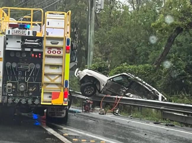 The scene of the two vehicle crash at Moggill Rd, Pinjarra Hills. Picture: Supplied