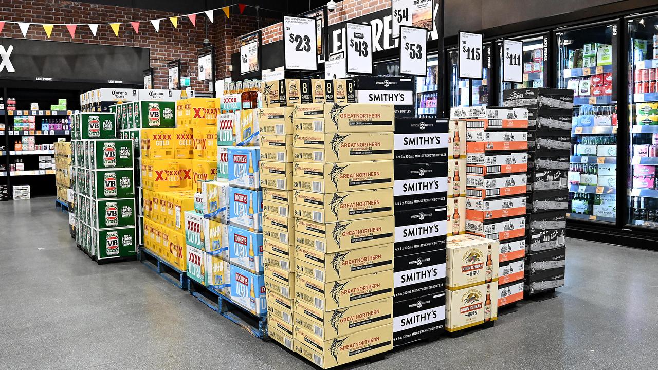 Several retailers and third parties deliver alcohol in the Australian capital cities. Picture: NewsWire / John Gass