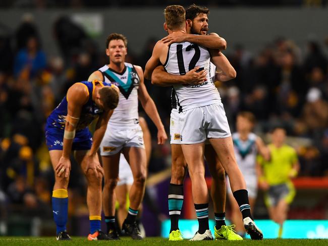 Jackson Trengove and Paddy Ryder. (Photo by Daniel Carson/AFL Media/Getty Images)