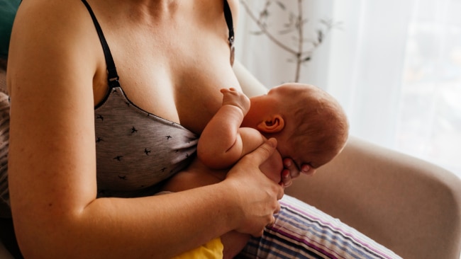 People suffering from mastitis are told not to warm, but cool the inflamed breast. Source: iStock.