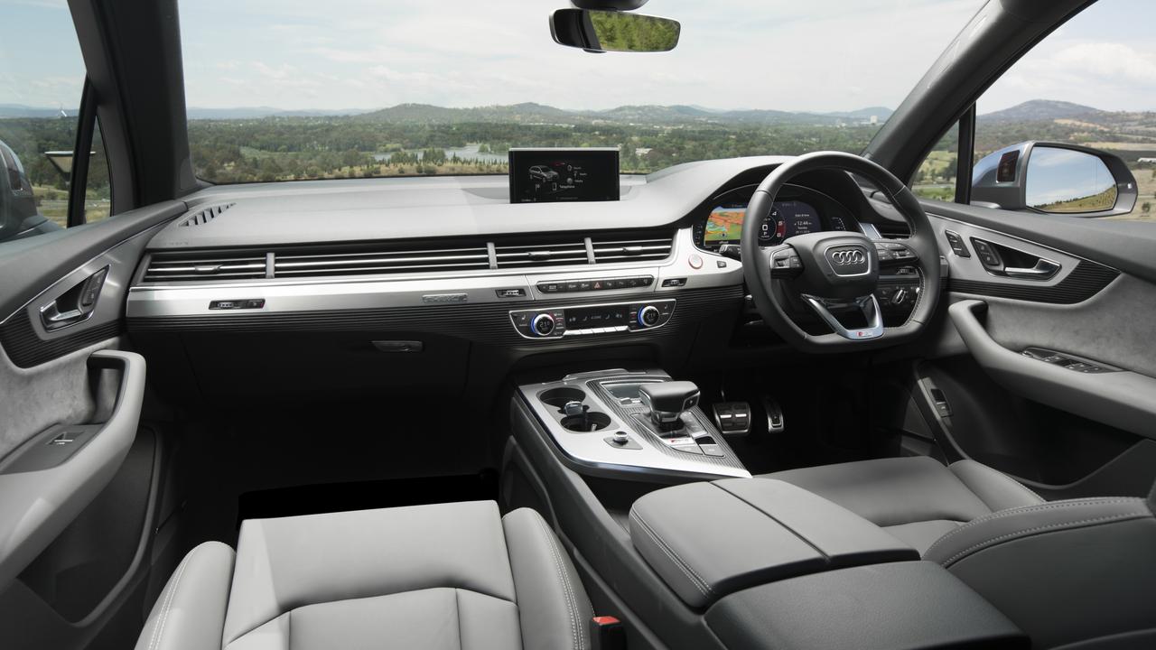 Interior of the 2016 Audi SQ7