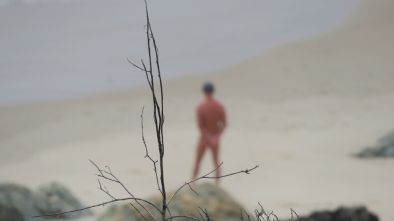 Peter Gleeson Which Gold Coast beaches could be havens for nudists Gold Coast Bulletin afbeelding