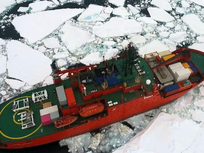 Aurora Australis, known by crew and expeditioners as the Orange Roughy or BOB (Big Orange Boat), has served as a lifeline for Australia’s Antarctic expeditions since 1989.