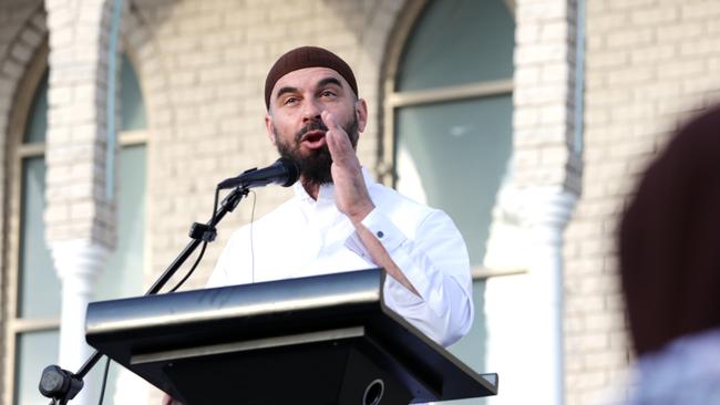 Sheikh Wesam Charkawi addresses the crowd. Picture: Jane Dempster/The Australian.