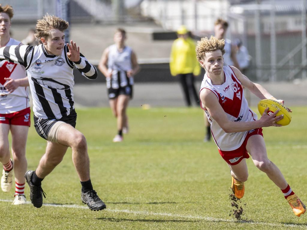 STJFL Grand finals U16 Boys Clarence v Glenorchy at North Hobart Oval. Picture: Caroline Tan