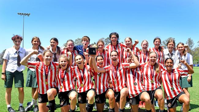 The winning team Kelvin Grove State College Kelvin Grove State College Vs Helensvale State High. Schools Premier League grand final day. Tuesday October 28, 2021. Picture, John Gass