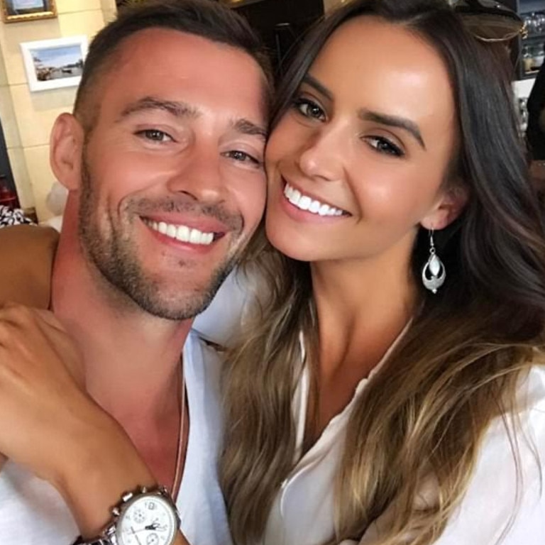 Hannah, who dated British model Chris Smith in 2017, is suffering from pericarditis – a rare side effect that results in inflammation of the heart. Picture: Instagram