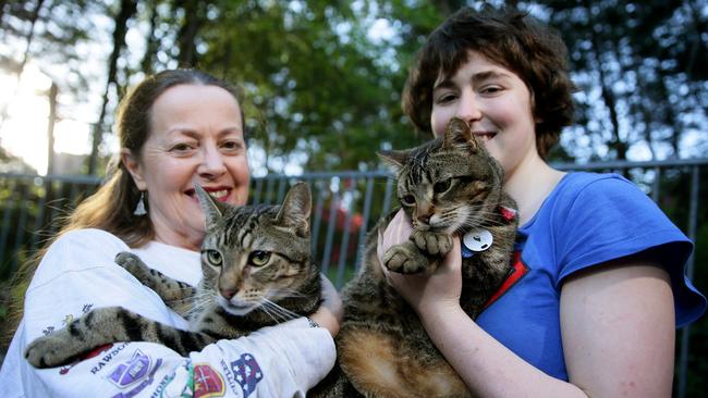 Judith Carter and step daughter Alex Cullen. Picture: Justin Sanson