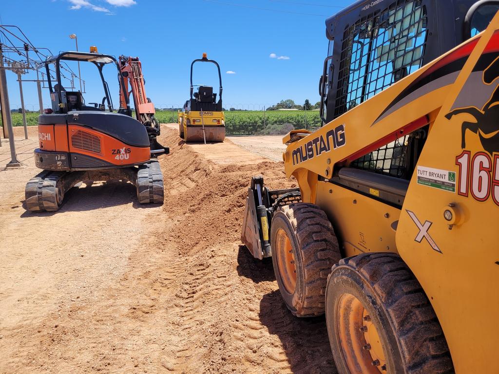 SA Power Networks have been preparing for many weeks for the rising floodwaters on the River Murray, such preparing the Renmark substation for flows up to 250GL/day. Picture: SA Power Networks