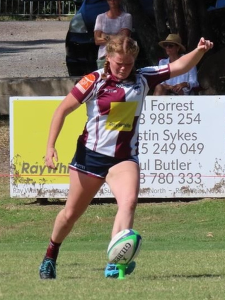 Tess Evans looking to add the extra points for her Noosa Dolphins women's team.