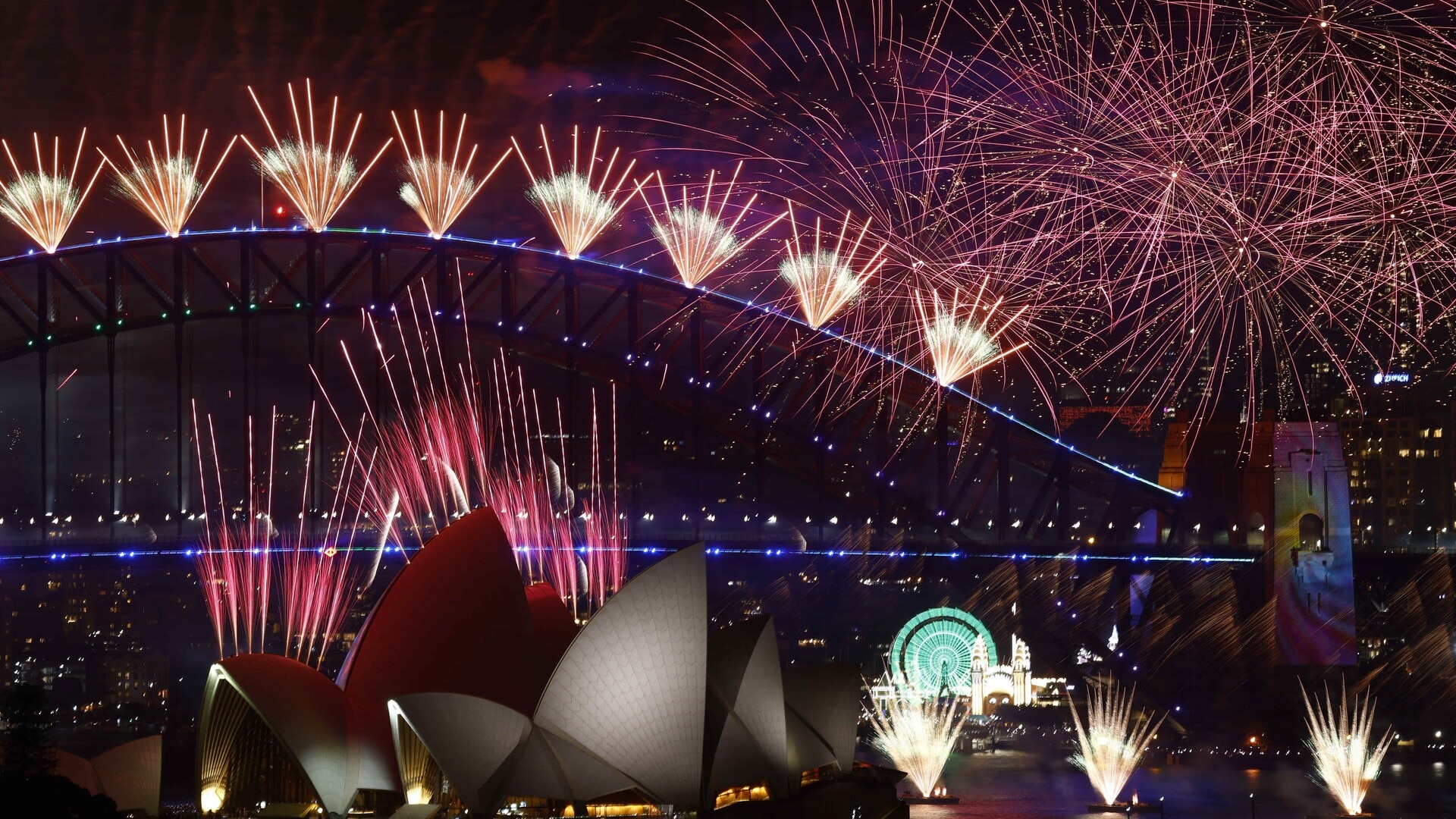 NSW Police increase number of officers to ensure safety at NYE celebrations