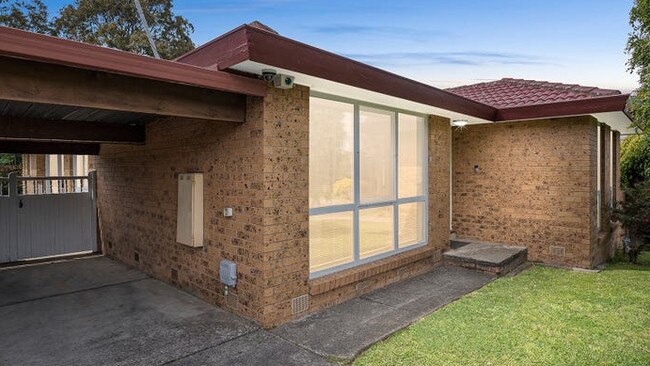 The four-bedroom house at 3 Hartland Rd, Vermont South, went to auction last month.