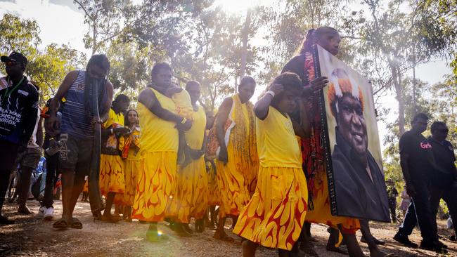 Gumatj clan members and family of the late Dr. Yunupingu honour him during Garma.