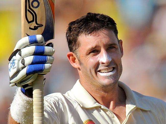 23/08/2009 WIRE: (FILES) This file photo taken on August 23, 2009 shows Australian batsman Mike Hussey celebrating scoring his century on the fourth day of the fifth and final Ashes cricket Test match between England and Australia at the Brit Oval in London.  Australian veteran Mike Hussey announced on December 29, 2012 he will retire from Test cricket after next week's third and final clash against Sri Lanka in Sydney.        AFP PHOTO / FILES / William WEST Pic. Afp