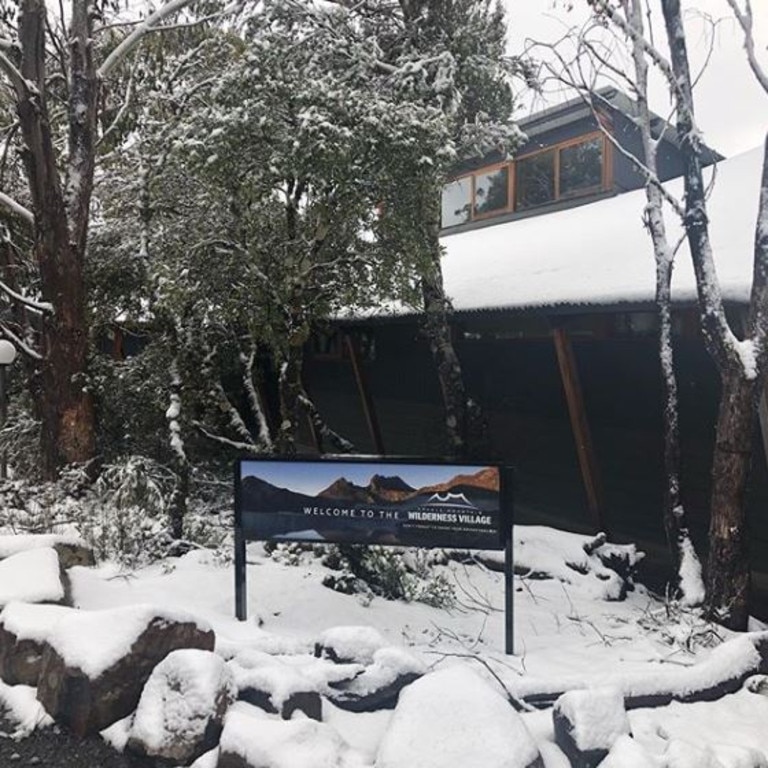 Snow in Cradle Mountain. Picture: @wildernessvillage